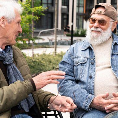 Cum sunt respectate preferințele culturale ale rezidenților unui cămin de bătrâni?